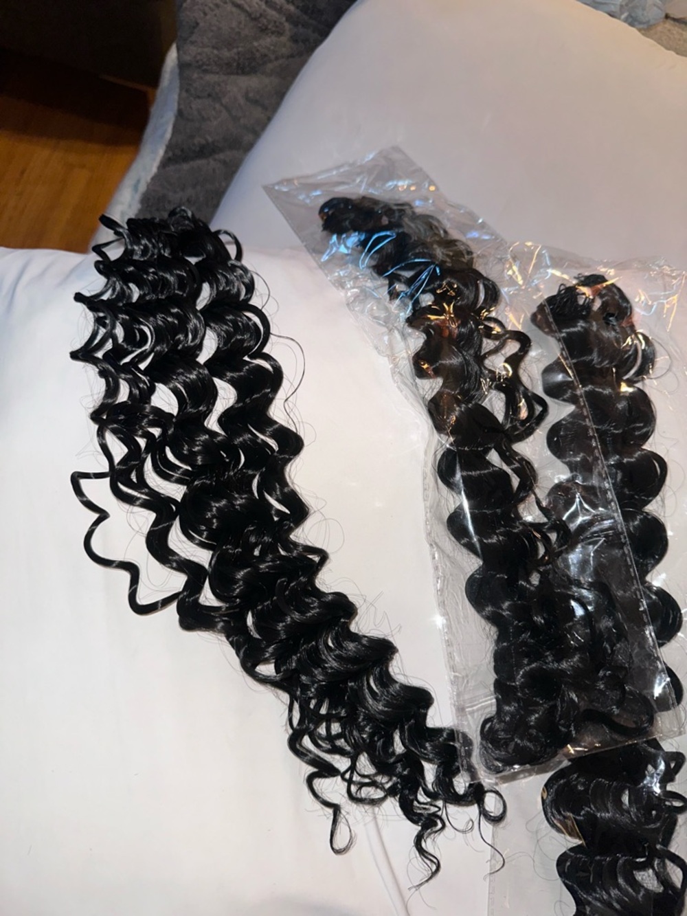 Black Deep Wave Feather Tip Crochet Braids, Pre-Looped, Soft, Curly Extensions - Picture 11 of 13
